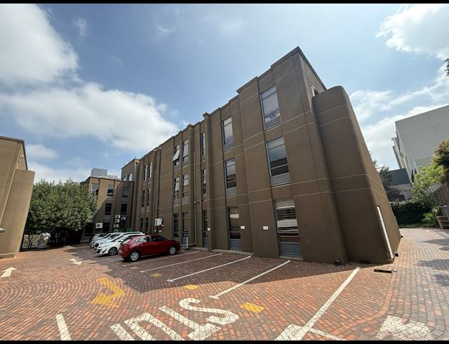 193M² OFFICE TO LET IN ROSEBANK